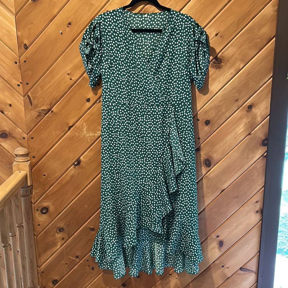 Green white dot Bohemia ruffle wrap maxi dress - Picture 3 of 9